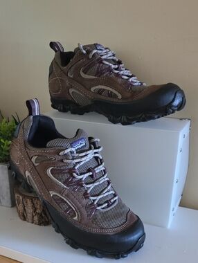 PATAGONIA Women's  Drifter A/C Hiking Shoe - 9.5 US